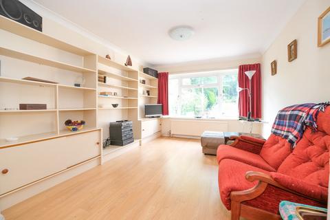 10 Pendennis Road, Orpington, BR6 9BL