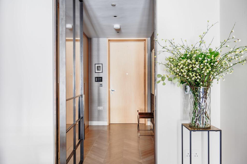 Floral Court 14