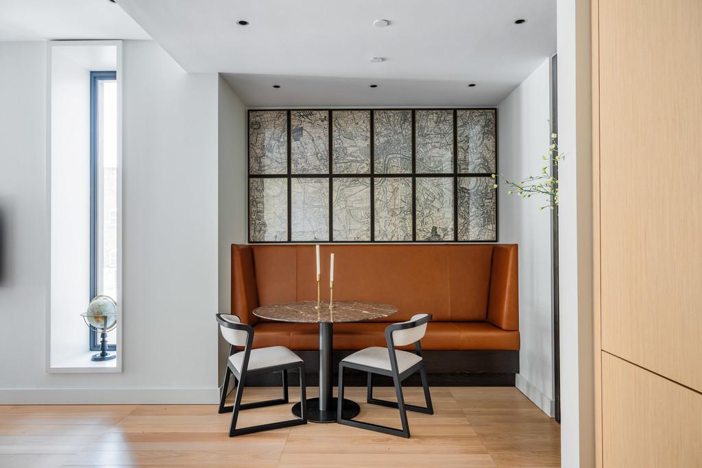 Floral Court 12