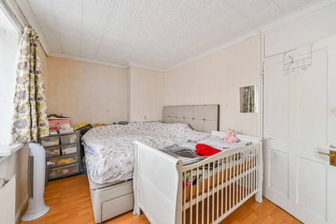 43 Castillon Road, London, SE6 1QB