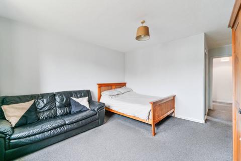 Studio for sale, Manor Road, Wallington, SM6