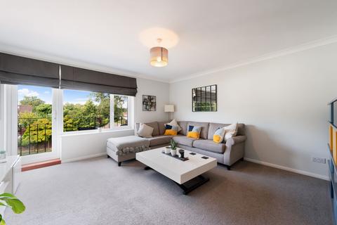 2 bedroom flat for sale, Lovelace Road, Surbiton KT6