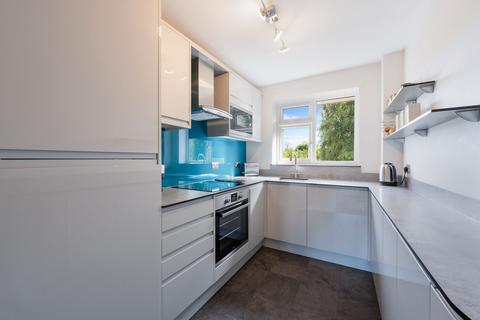 2 bedroom flat for sale, Lovelace Road, Surbiton KT6