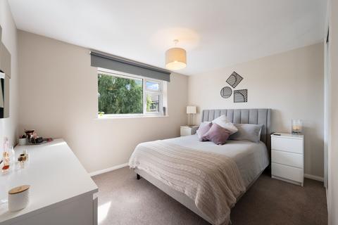 2 bedroom flat for sale, Lovelace Road, Surbiton KT6