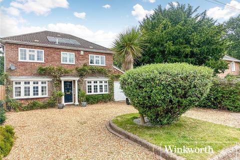 4 bedroom detached house for sale, Millhams Road, Dorset BH10