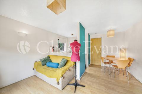 1 bedroom flat for sale, Transom Square, Isle Of Dogs, London, E14