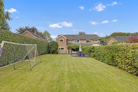 4 bedroom semi-detached house for sale, Beach Road, Hartford, Northwich