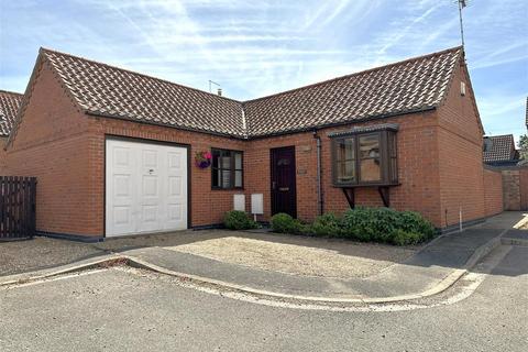 2 bedroom detached bungalow for sale, Broughton Gardens, Balderton, Newark