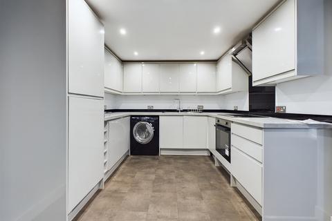 2 bedroom apartment for sale, Gawer Court, Gawer Park