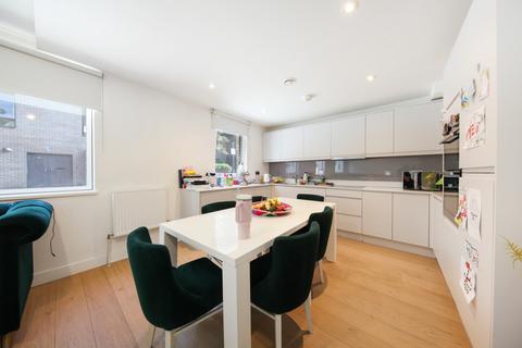 4 bedroom townhouse for sale, Oriental Square, London