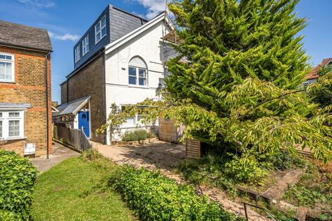 4 bedroom semi-detached house for sale, Coombe Road, Kingston Upon Thames KT2