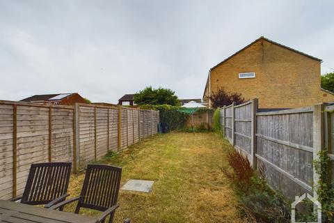 3 bedroom terraced house to rent, Willow Bank Walk, Leighton Buzzard, LU7