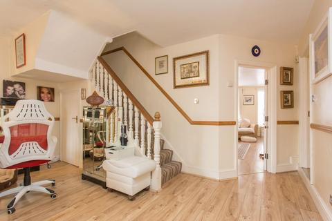 12 bedroom property for sale, Sun Street, Canterbury, CT1