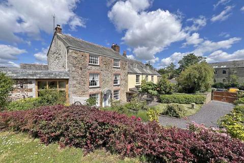 4 bedroom detached house for sale, Lostwithiel, Cornwall