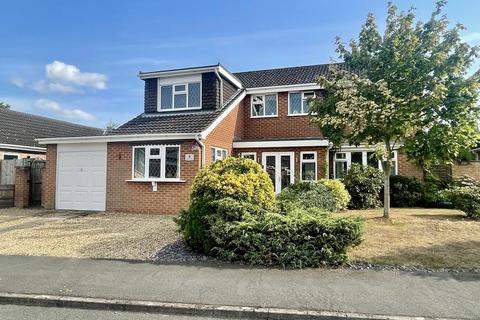 8 Gorse Close, Woodhall Spa, LN10 6YA