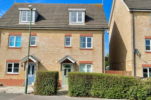 4 bedroom townhouse for sale, Olliver Acre, Littlehampton