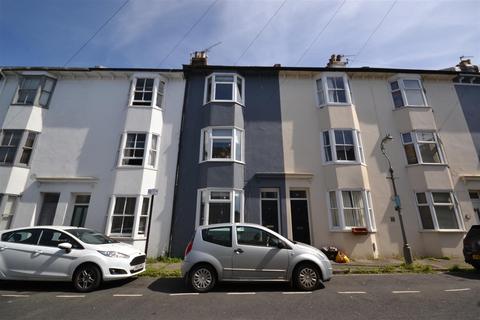 4 bedroom terraced house to rent, St Martins Place, Brighton BN2