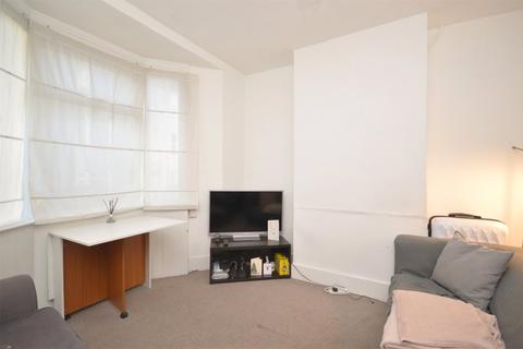 4 bedroom terraced house to rent, St Martins Place, Brighton BN2