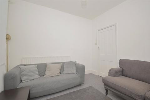 4 bedroom terraced house to rent, St Martins Place, Brighton BN2