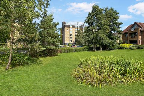 Manhattan Drive, Cambridge CB4