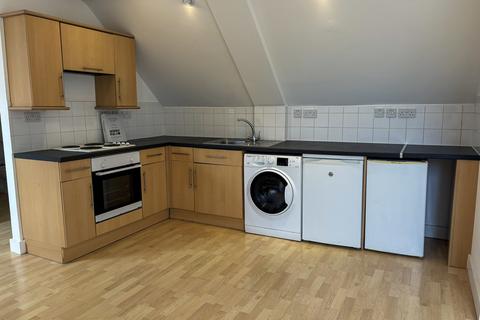 Studio to rent, Brookfields, Cambridge CB1