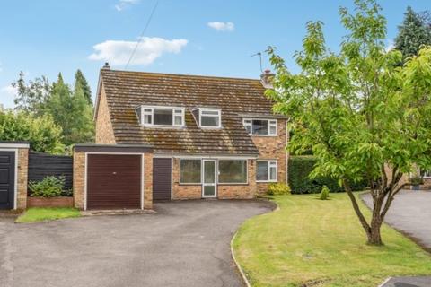 4 bedroom detached house for sale, Yarrowside, Little Chalfont