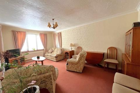 3 Antingham Drive, North Walsham, NR28 9BE