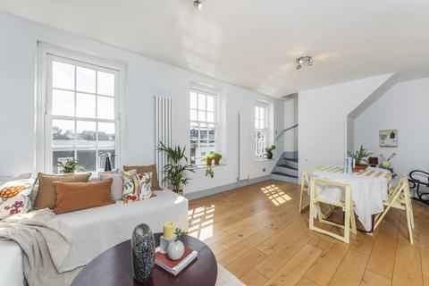 4 bedroom flat for sale, Barnes House, 9-15 Camden Road, London