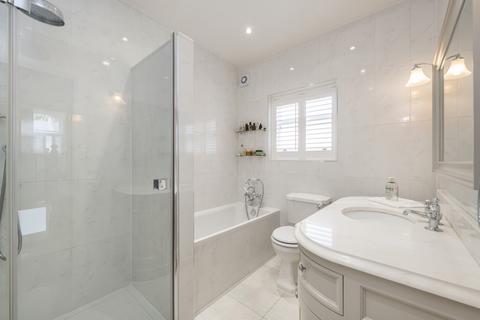 22 Bracey Street, London, N4 3BJ