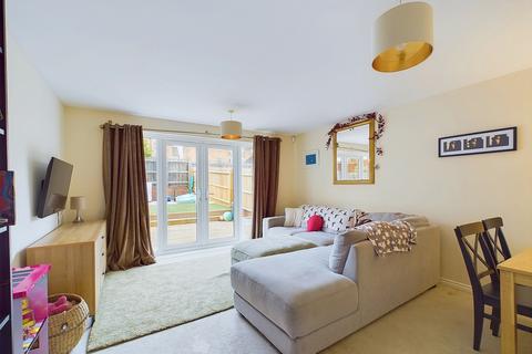 3 bedroom end of terrace house for sale, Sandpiper Way, Leighton Buzzard, LU7