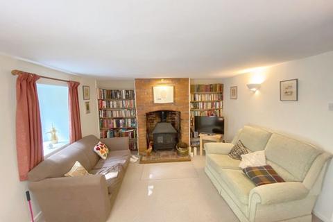 2 bedroom end of terrace house for sale, Shrewton Road, Chitterne