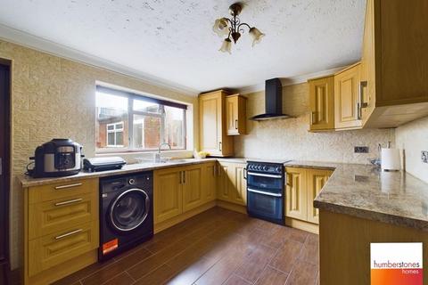 6 bedroom detached house for sale, Westmead Drive, Oldbury