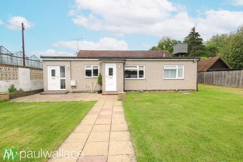 4 bedroom detached bungalow for sale, Paynes Lane, Nazeing