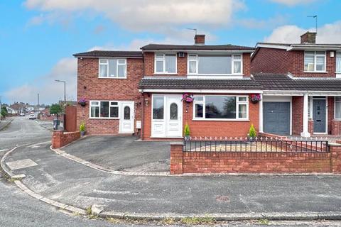 5 bedroom detached house for sale, Bertram Close, Tipton