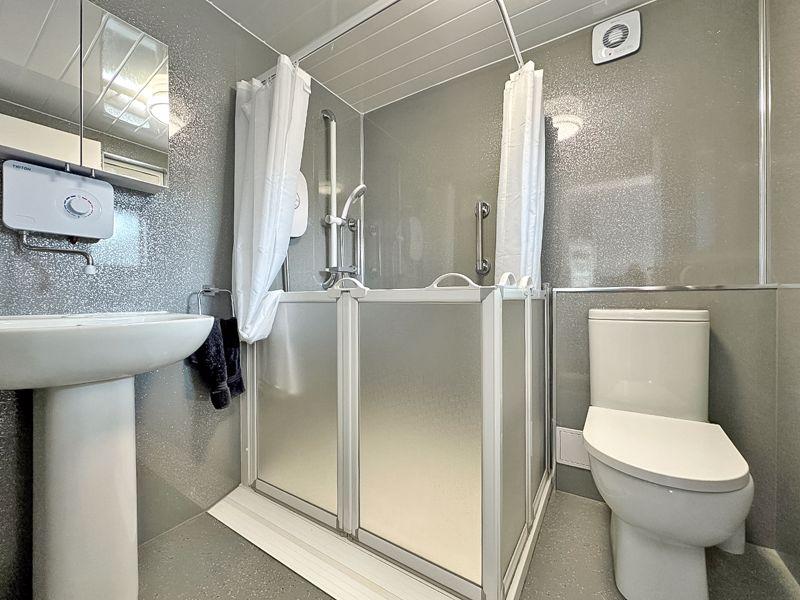 Shower/wet room