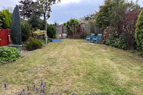 102 Howdles Lane, Brownhills, Walsall, WS8 7PJ
