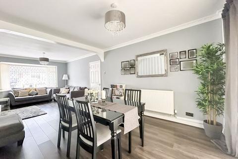 31 Elmtree Road, Sutton Coldfield, B74 3RX