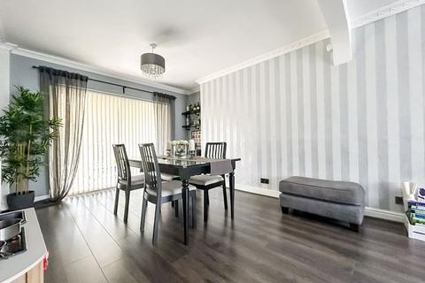 31 Elmtree Road, Sutton Coldfield, B74 3RX