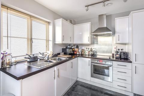 2 bedroom apartment to rent, Welch Way, Witney