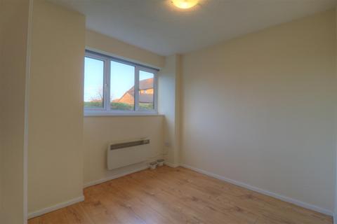 1 bedroom flat to rent, St Philips Drive, Evesham