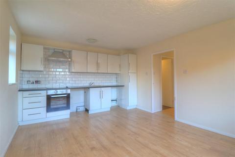 1 bedroom flat to rent, St Philips Drive, Evesham