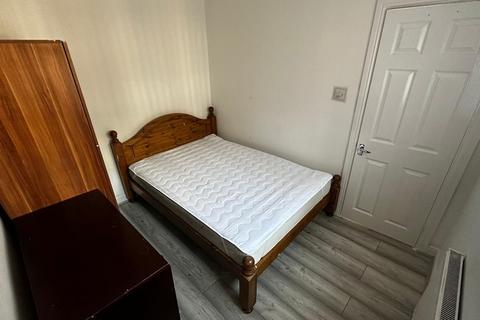 Studio to rent, 1 bedroom studio apartment - Luton Town Central - LU1