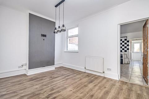 2 bedroom terraced house for sale, Aylesbury Road, Portsmouth