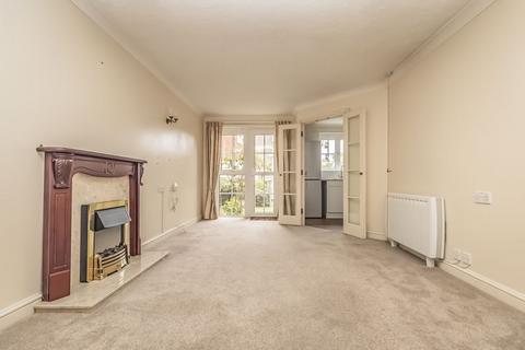 1 bedroom retirement property for sale, Queens Crescent, Southsea