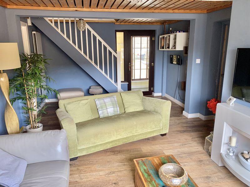 Lounge 3