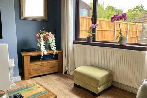 5 Llys Dwfnant, Melincourt, Neath, SA11 4BH