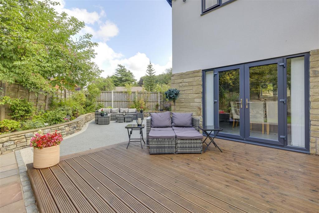 Rear Decked Patio