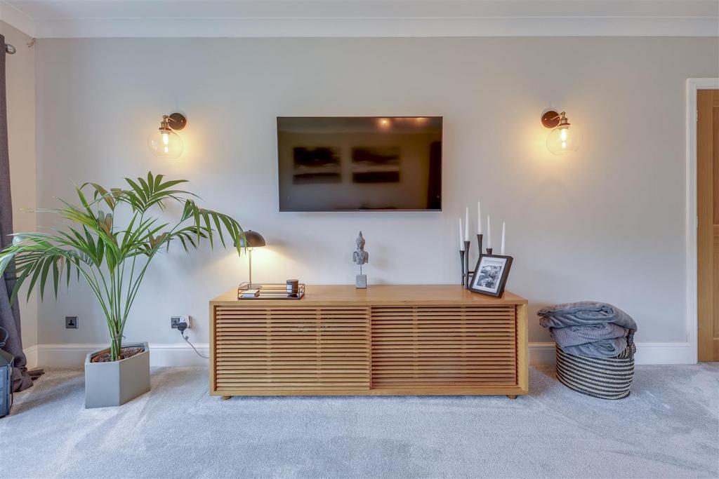Lounge Alt