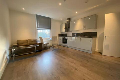 1 bedroom flat to rent, Dartmouth Road, London