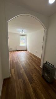 2 bedroom flat to rent, Tash Place, London N11 1PA